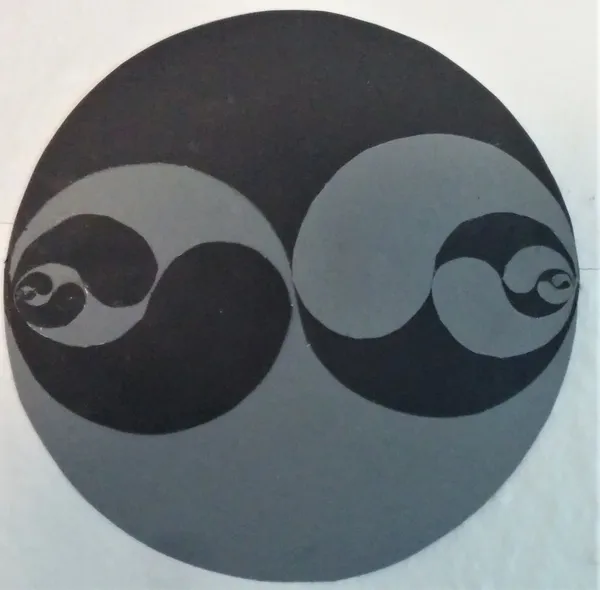 A finished recursive yin yang with black and grey paper
